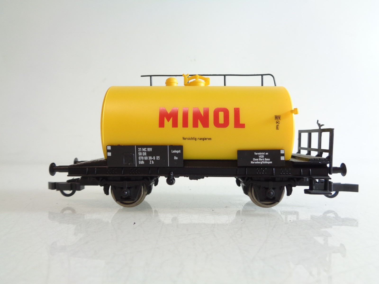 Piko H0 Kesselwagen MINOL der DR BH969 o. – Bild 3