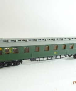 Piko H0 Personenwagen 18432 2. Klasse der DR RR4667 o.