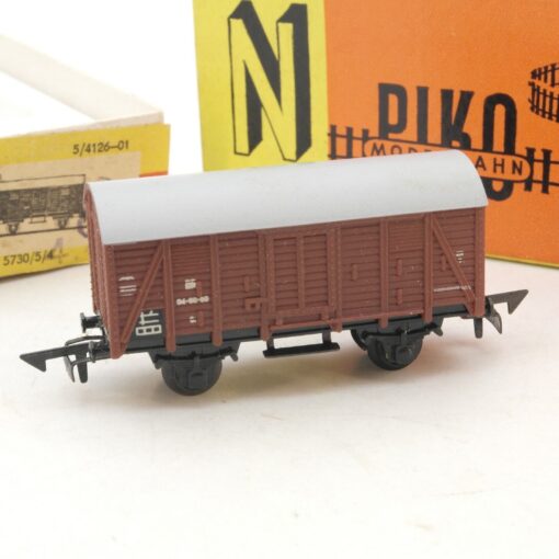 Piko N 5/4126-01 gedeckten Güterwagen in OVP RG6048