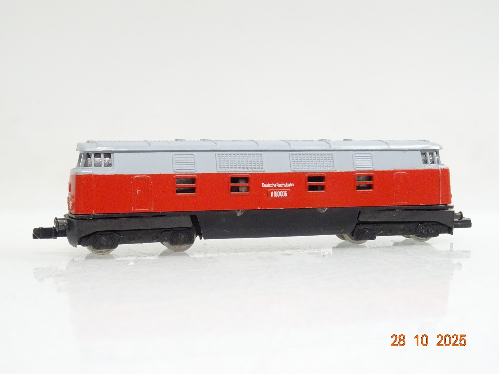 Piko N Diesellok V 180 006 der DR JL3905 o. – Bild 3