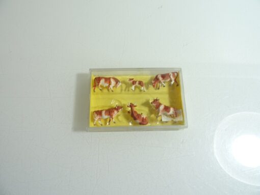 Preiser H0 155 fünf Kühe mit Kalb in OVP PR863