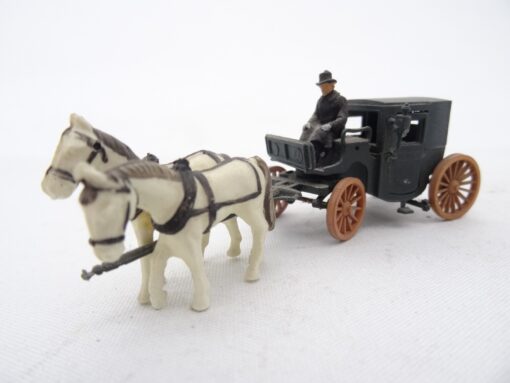 Preiser H0 Gespann mit Kutsche und Figuren RR1683 o.