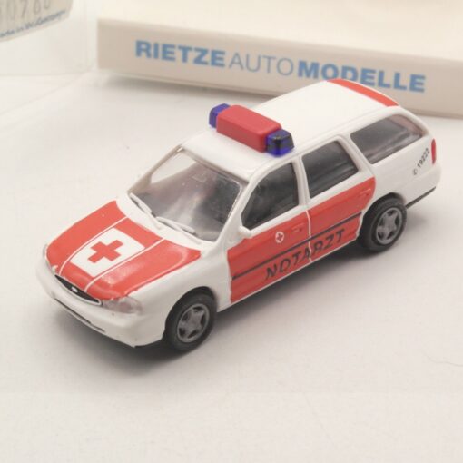 Rietze 1:87 50588 Ford Mondeo Kombi Notarzt neuwertig in OVP ER9244