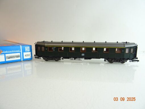 Roco H0 4289 Hechtwagen 2. Kl. der DB mit Licht in OVP BH146