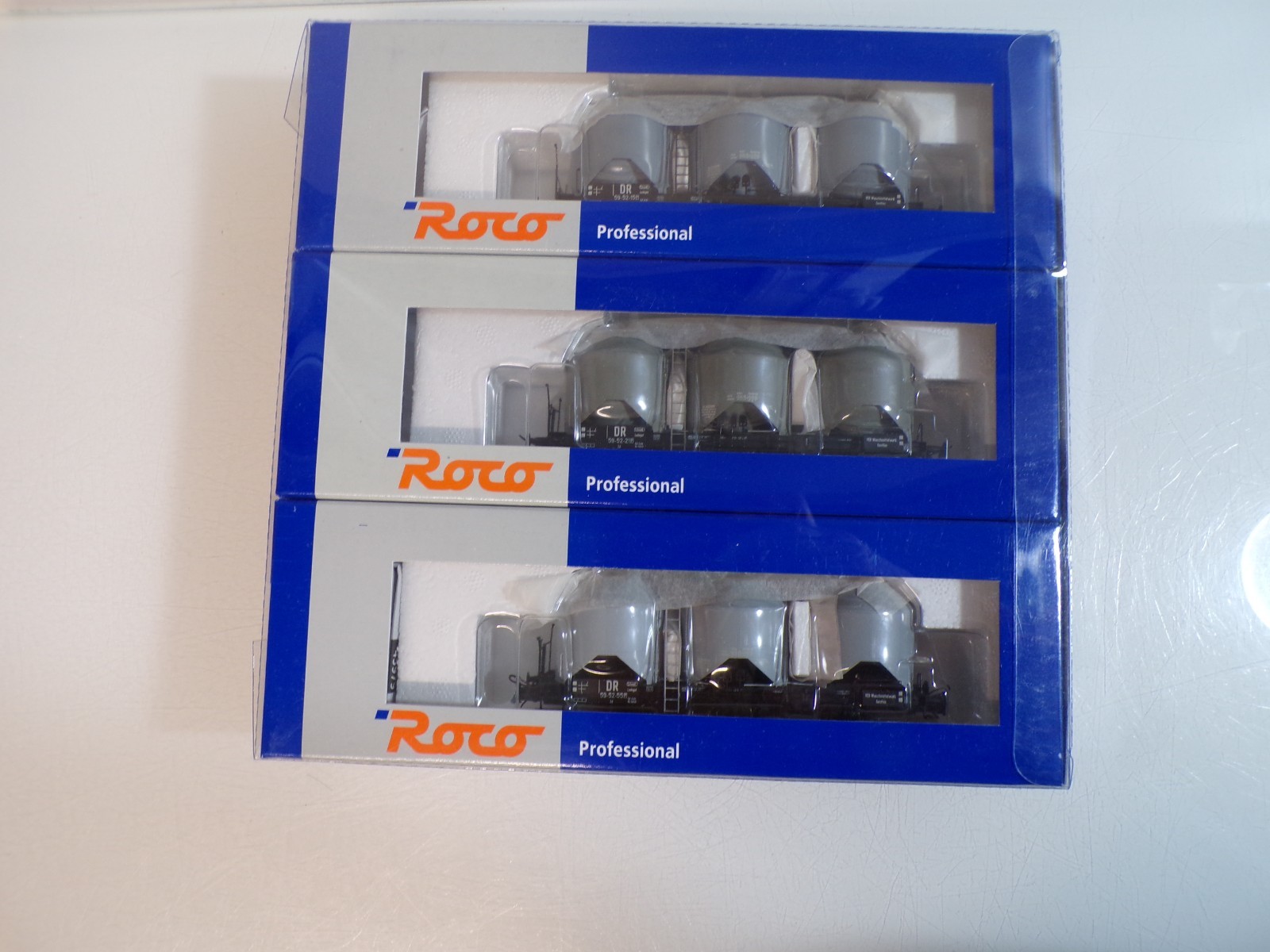 Roco H0 45979 Wagen-Set Staubsilowagen 3 tlg. der DR in OVP BH1924 – Bild 3