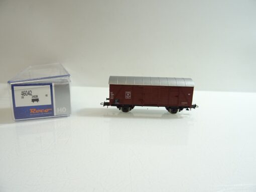 Roco H0 46042 gedeckter Güterwagen der DB in OVP TF399