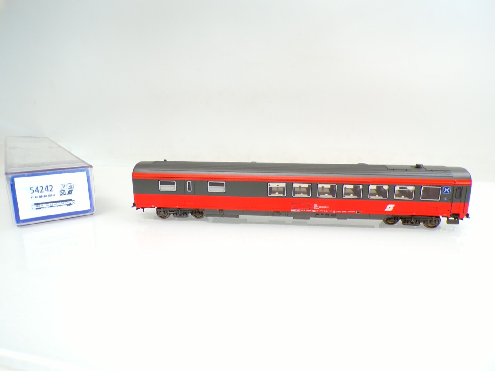 Roco H0 54242 Speisewagen der ÖBB in OVP BH1307