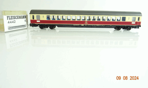 Roco H0 Personenwagen 61 80 18-90 021-6 1.Kl. der DB in EVP AR8319