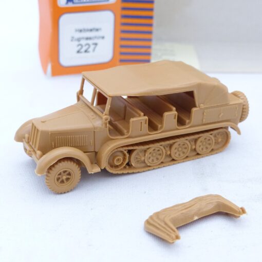 Roco Minitanks 1:87 H0 227 Halbketten Zugmaschine Militär in OVP EX7707