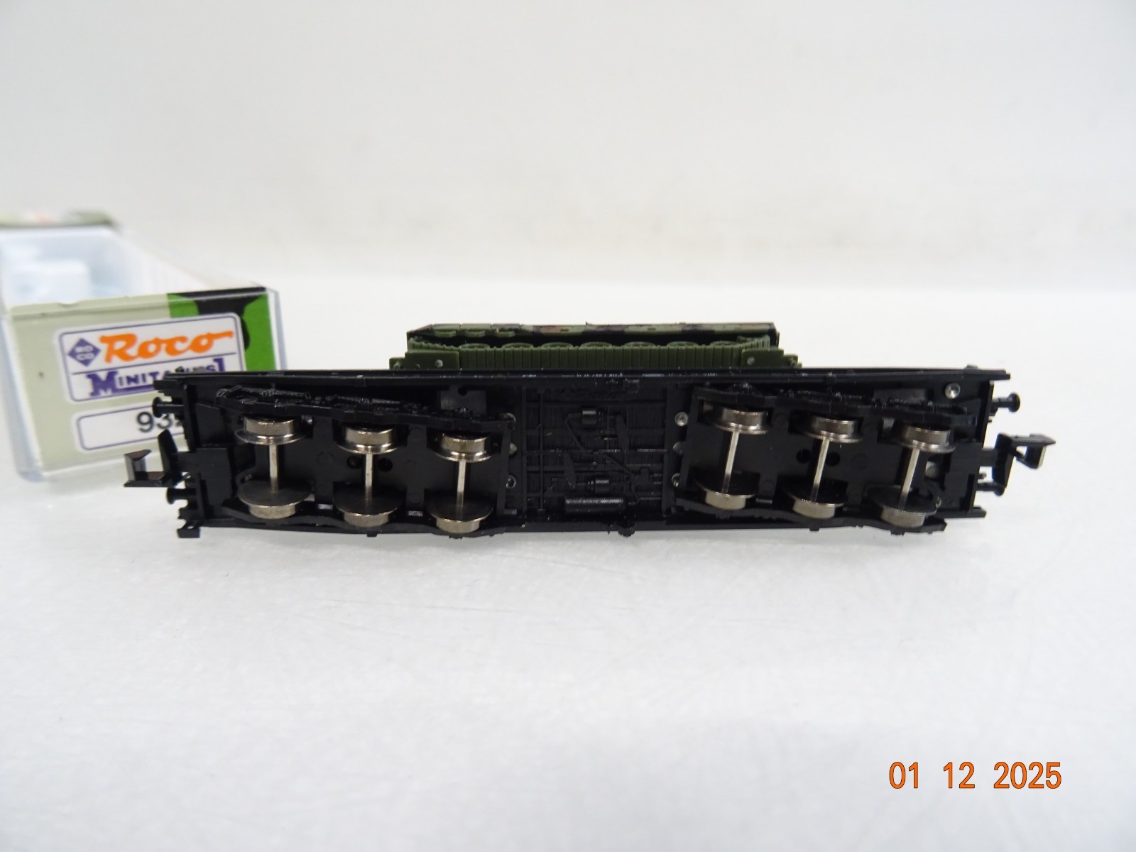 Roco Minitanks N 932 Schwerlastwagen mit Panzer in OVP RR5148 – Bild 4