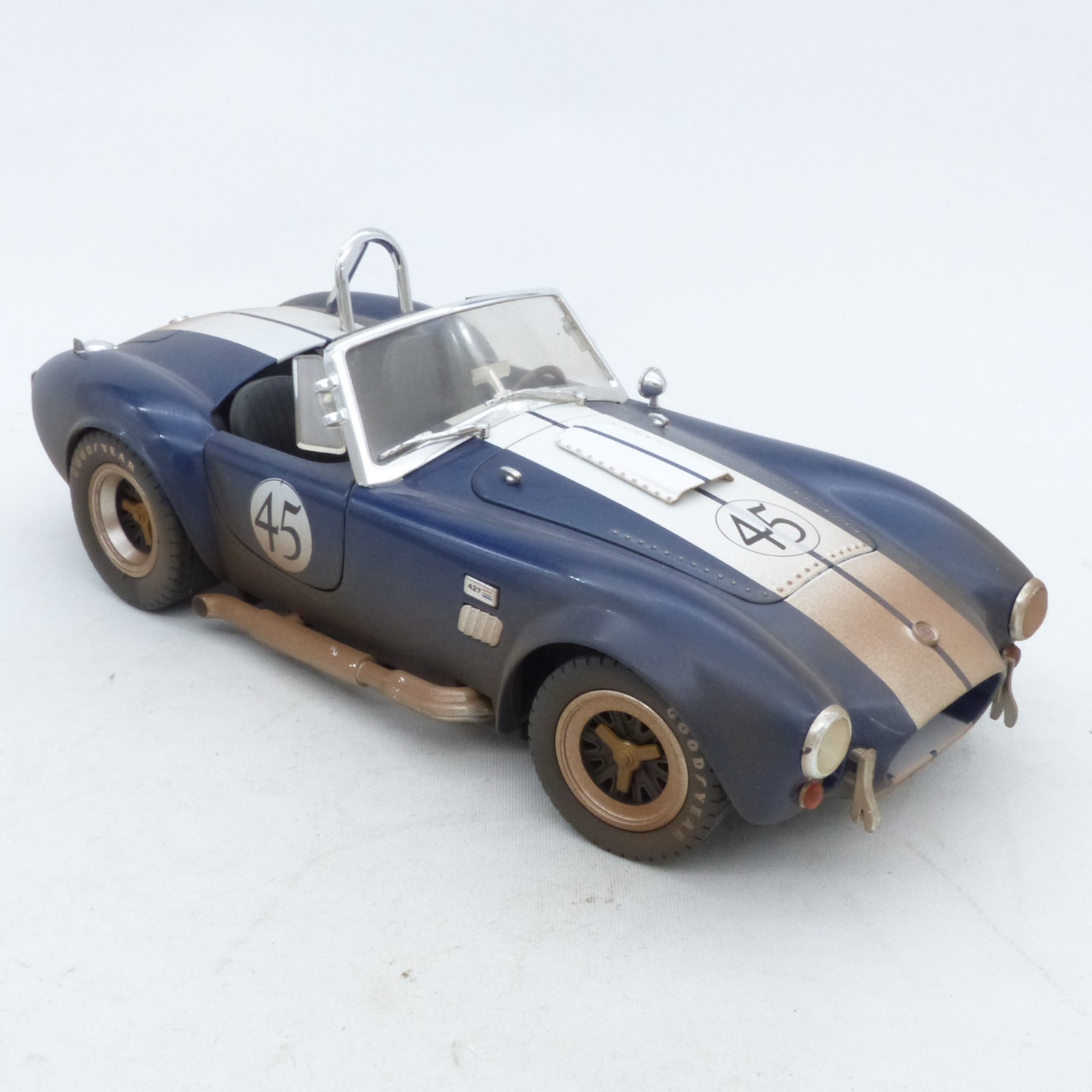 Shelby Collectibles Inc. 1:18 Shelby Cobra 427 S/C #45 in Tüte o. EX8433 – Bild 7