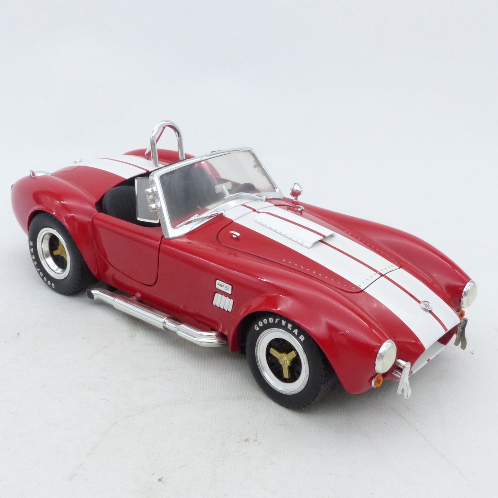 Shelby Collectibles Inc. 1:18 Shelby Cobra 427 S/C rot/weiß in Tüte o. EX8441 – Bild 7