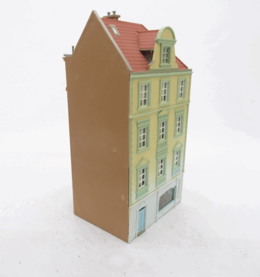 Spur H0 Stadt-Eckhaus ca 11 x 11 cm aus Anlagerückbau, siehe Foto RR588 o. – Bild 7