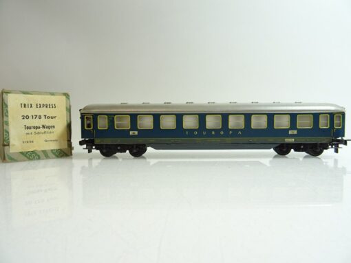 Trix Express H0 20/178 Personenwagen Touropa mit Rücklicht in OVP PR878