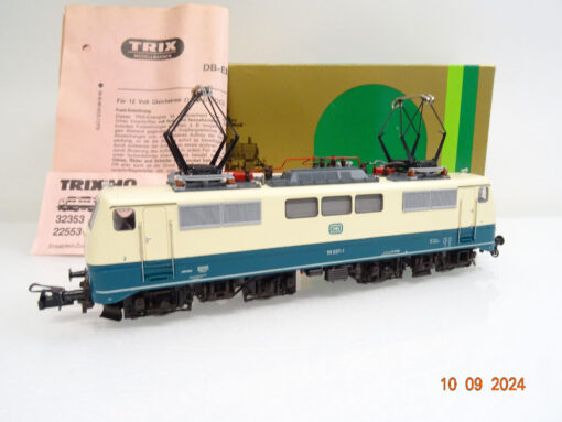 Trix International H0 22553 E-Lok BR 111 007-1 der DB in OVP LE5772