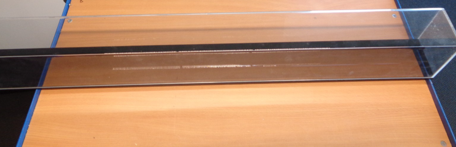 Vitrine Spur 0? Kunstoff Plexiglas ca. 110cm x 14cm x9cm siehe Foto PK1998 – Bild 3