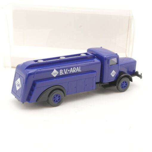 Wiking 1:87 883 01 24 Büssing 8000 Tankwagen Aral in OVP RR3392 – Bild 3