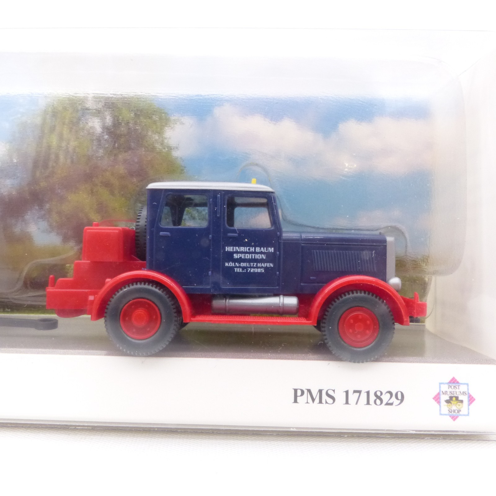 Wiking 1:87 PMS 171829 2 x Hanomag ST 100 mit Straßenbahn in OVP EX8447 – Bild 3