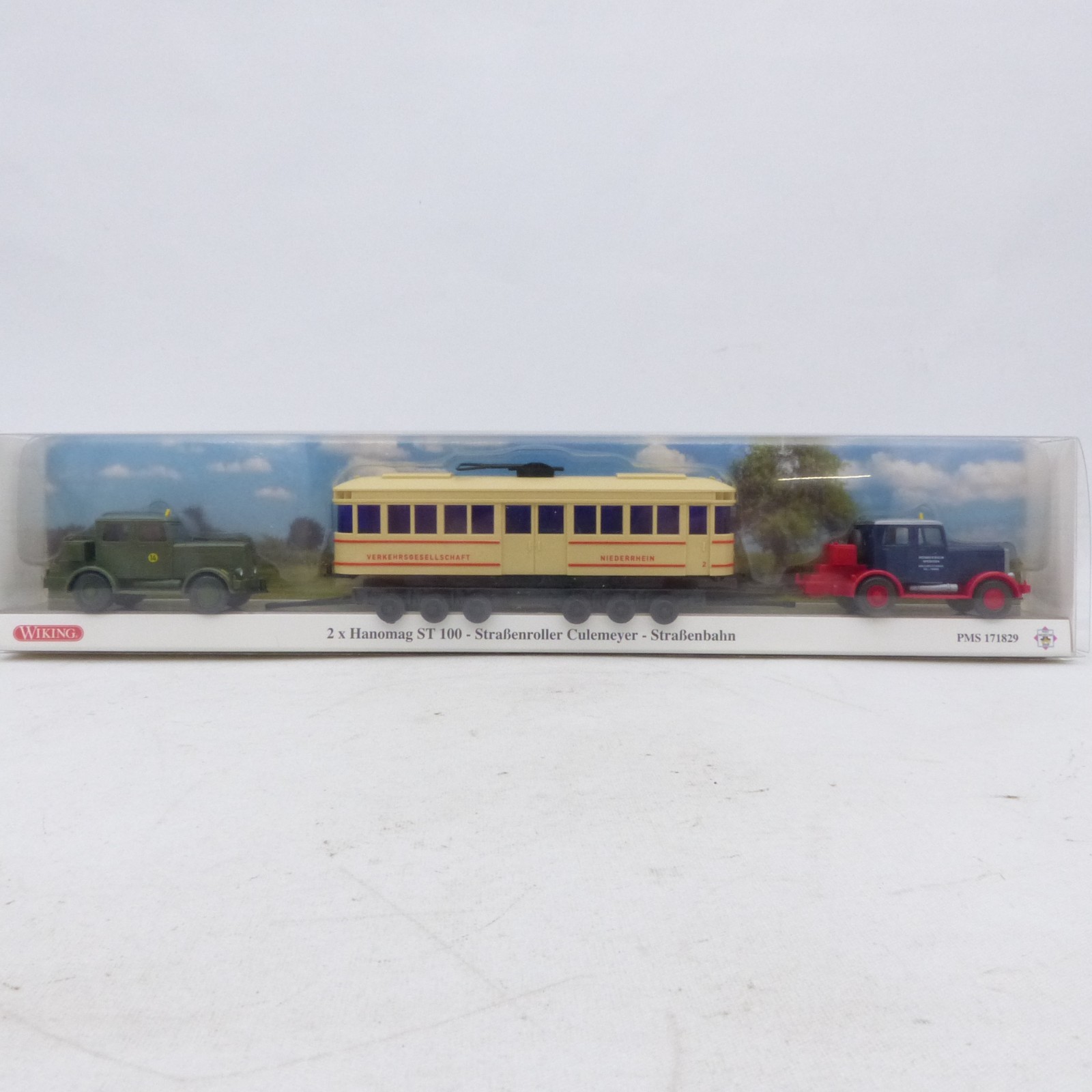 Wiking 1:87 PMS 171829 2 x Hanomag ST 100 mit Straßenbahn in OVP EX8447