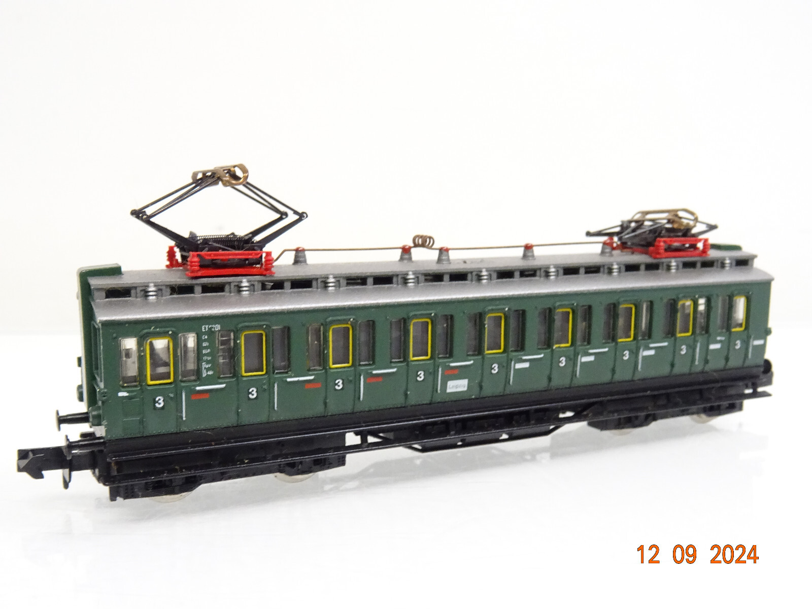 Arnold N 2930 E-Triebwagen ET 88 01 der DB in OVP LE5891 – Bild 3