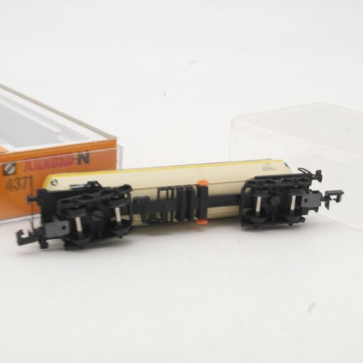 Arnold N 4371 Kesselwagen Sogefa der DB in OVP RR264 – Bild 4