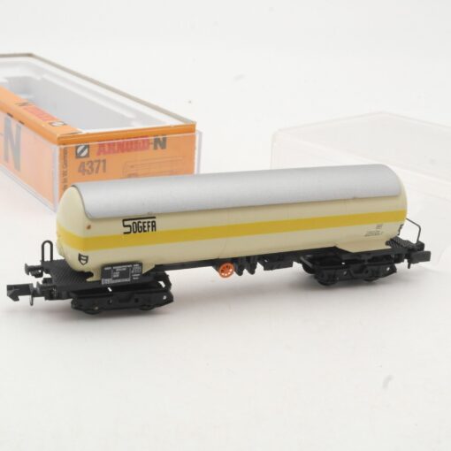 Arnold N 4371 Kesselwagen Sogefa der DB in OVP RR264
