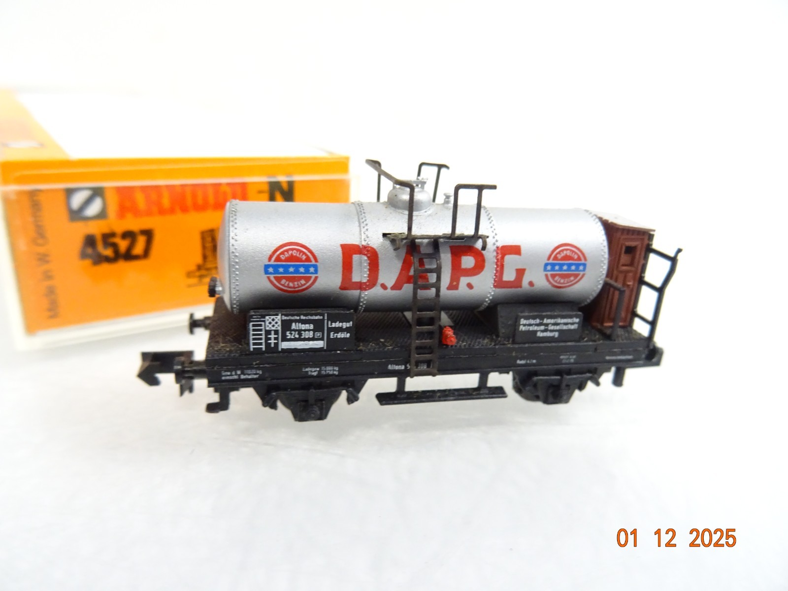 Arnold N 4527 Kesselwagen mit Bremserhaus DAPG in OVP RR5156 – Bild 3
