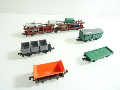 Arnold N Konvolut Güterwagen verschieden, siehe Bilder RR1008 o.