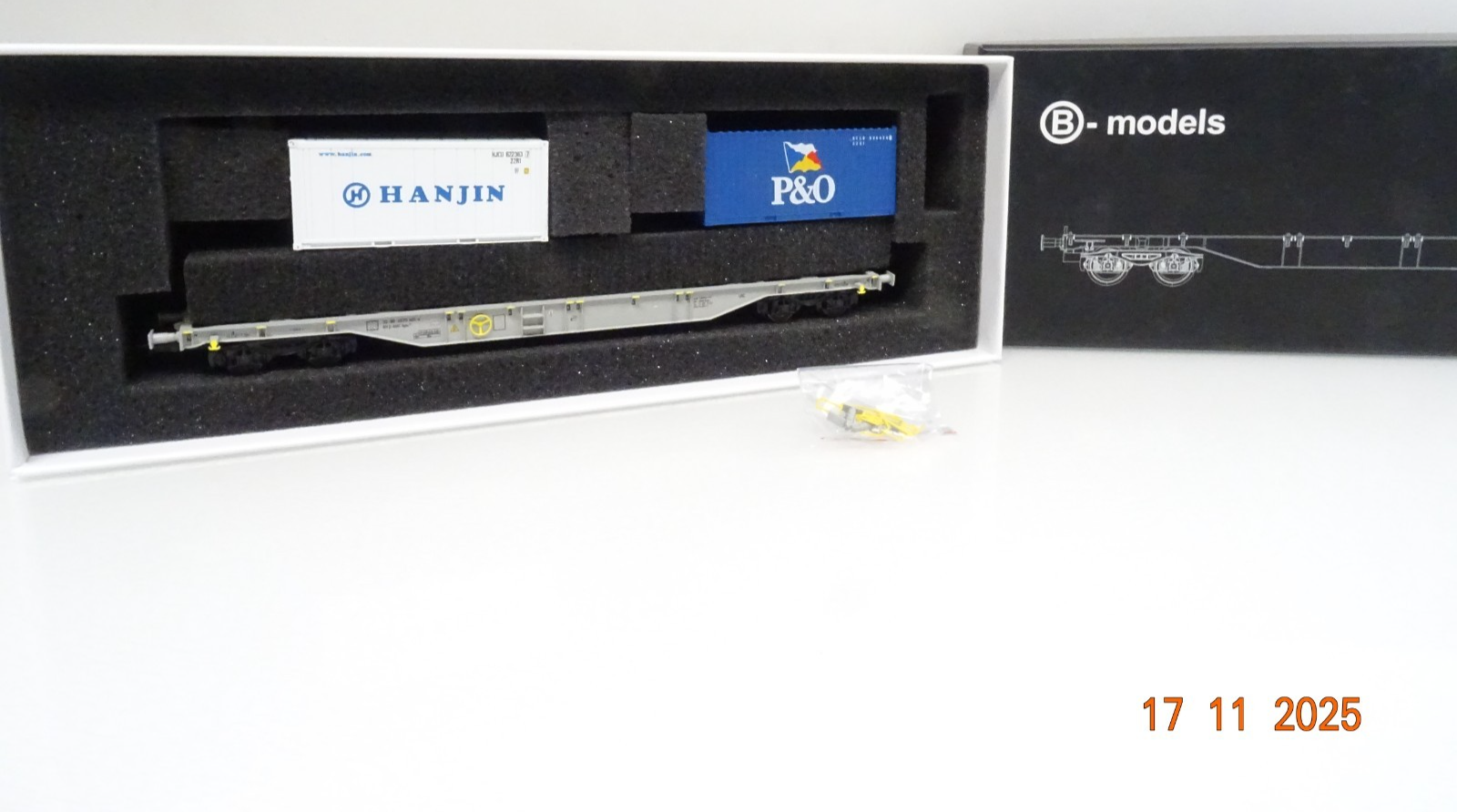 B-Models H0 54.181 Containertragwagen der AAE Cargo in OVP JL4518