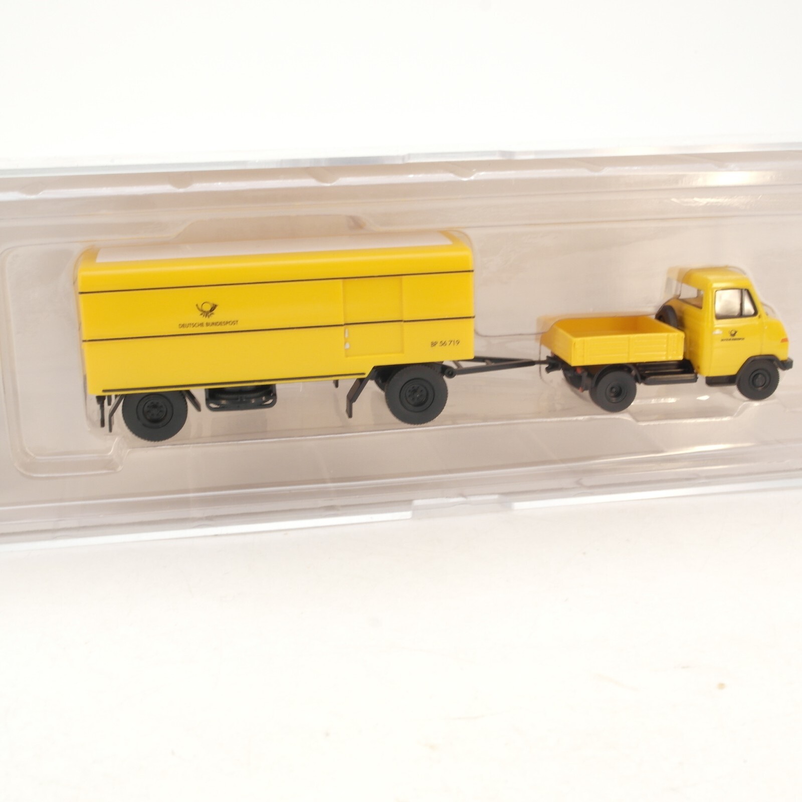 Brekina 1:87 018019 Serie 19 ENSER-Zugmaschine mit Paketanhänger in OVP RG7190 – Bild 3