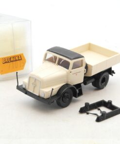 Brekina 1:87 71015 IFA Z6 Zugmaschine rotes Kreuz in OVP RG302