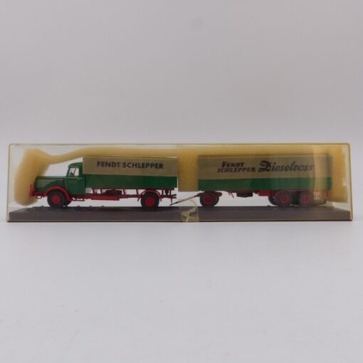 Brekina 1:87 74505 Büssing 8000 Hängerzug Fendt Schlepper in OVP EX3936