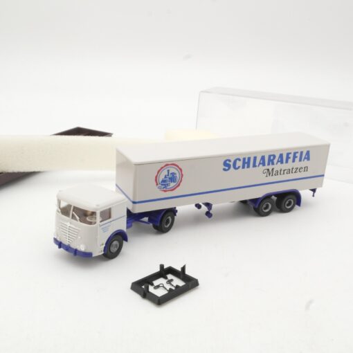Brekina 1:87 79173 Büssing Sattelzug Schlaraffia Matratzen in OVP RR813