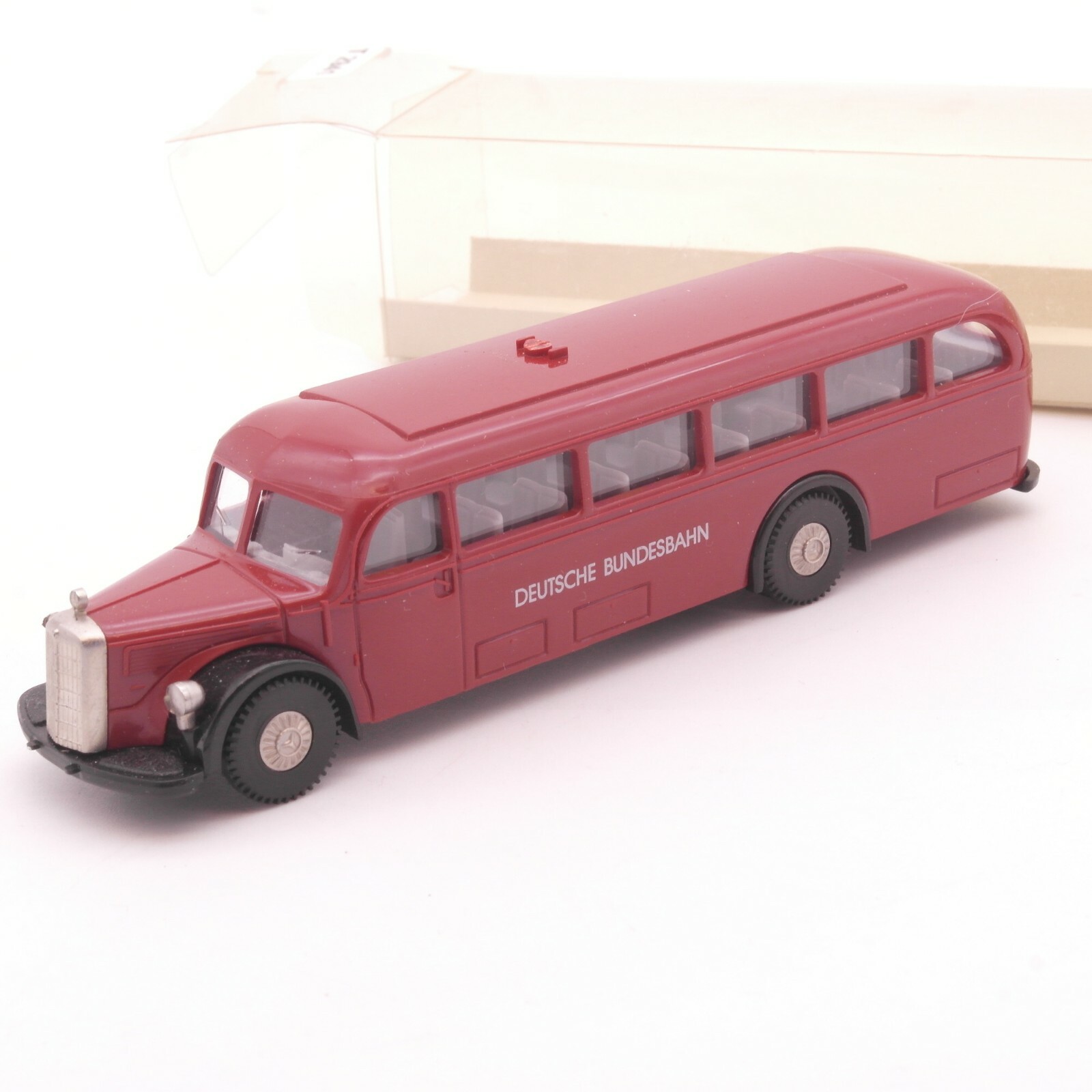 Brekina 1:87 Bus MB O 5000 Deutsche Bundesbahn in EVP RT8123