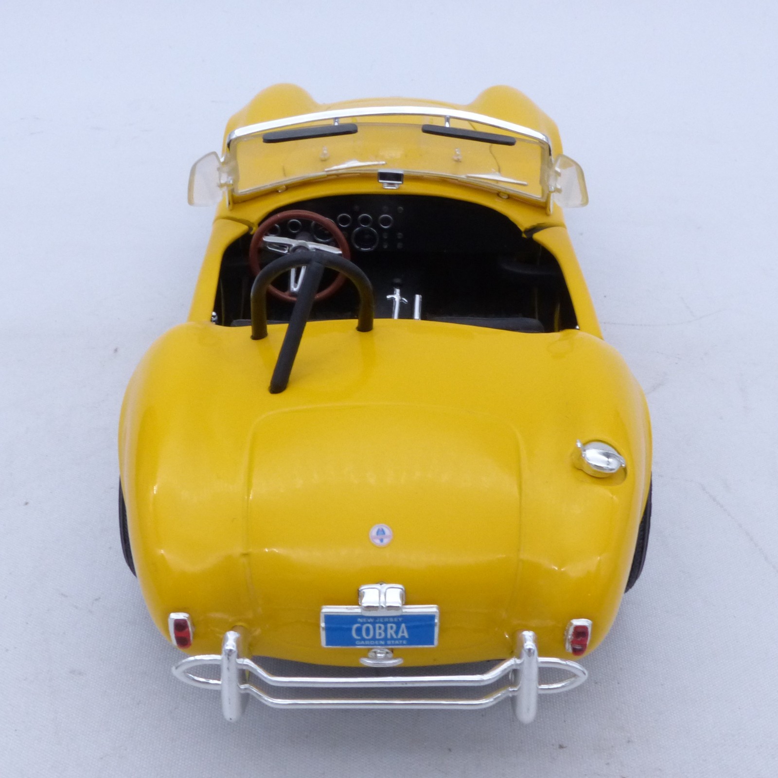 ERTL 1:18 Shelby Cobra 427 1964 gelb in Tüte siehe Bilder o. EX8376 – Bild 5