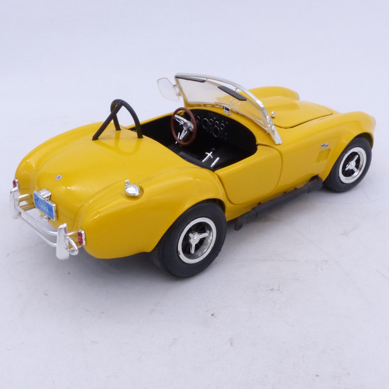 ERTL 1:18 Shelby Cobra 427 1964 gelb in Tüte siehe Bilder o. EX8376 – Bild 6