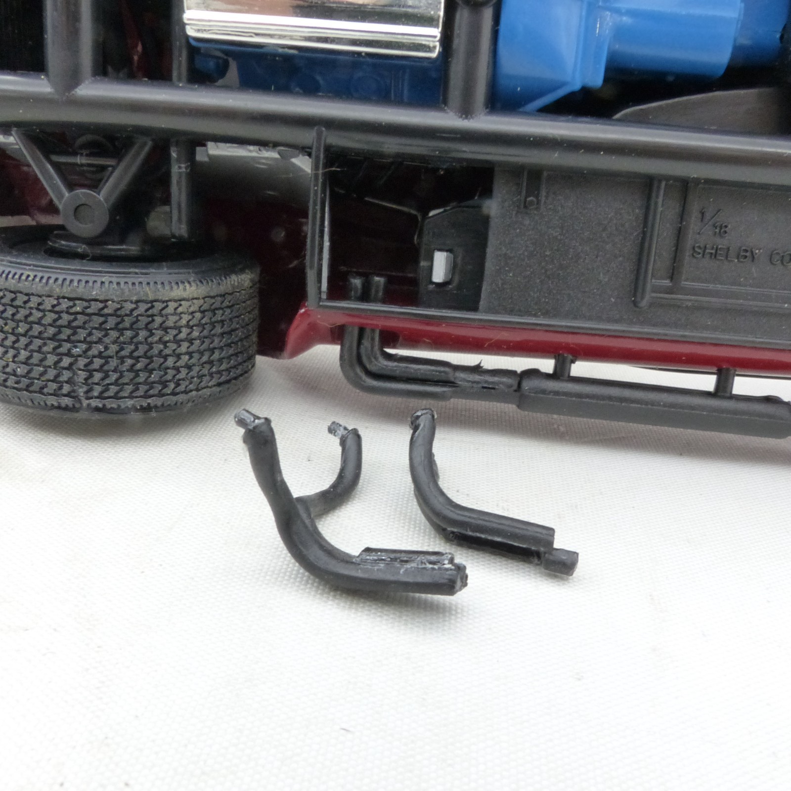 ERTL 1:18 Shelby Cobra 427 S/C Bordeaux rot in Tüte siehe Bilder o. EX8386 – Bild 8