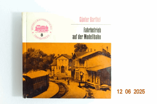 Fahrbetrieb auf der Modellbahn siehe Foto CK8854 o.
