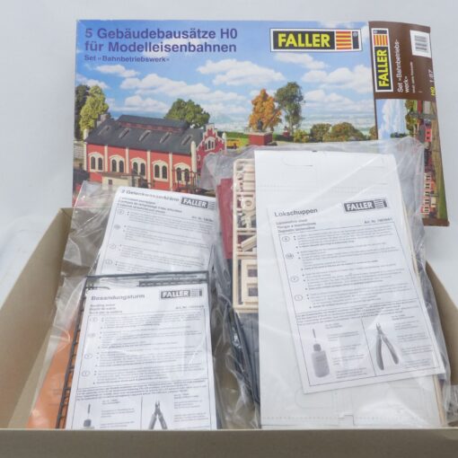 Faller H0 Bausatz Set Bahnbetriebswerk in OVP EX6277 – Bild 3