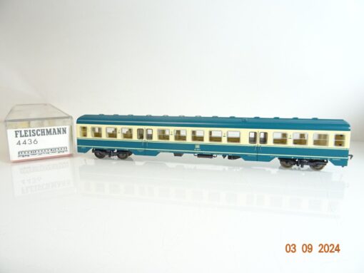Fleischmann H0 4436 Mittelwagen VT 614 der DB neuwertig in OVP PR2429