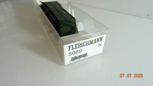 Fleischmann H0 5069 Gepäckwagen 3 achsig der DB  in OVP PR8927 – Bild 3