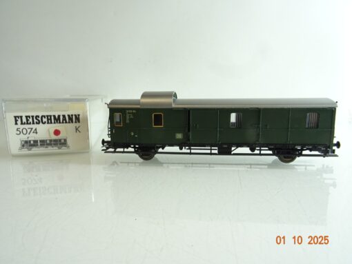 Fleischmann H0 5074K Gepäckwagen der DB in OVP BH242