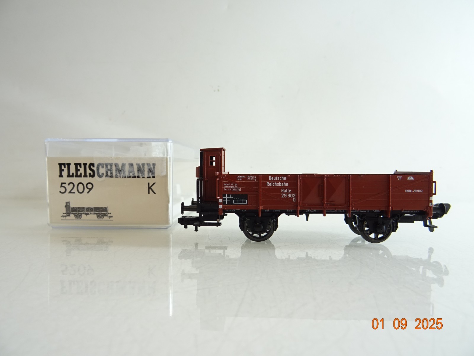 Fleischmann H0 5209K Mittelbordwagen Halle der DR  in OVP BH53