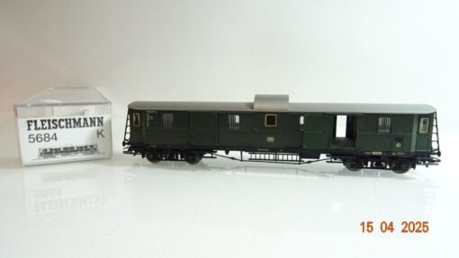 Fleischmann H0 5684 K  Gepäckwagen der DB in OVP PR7159