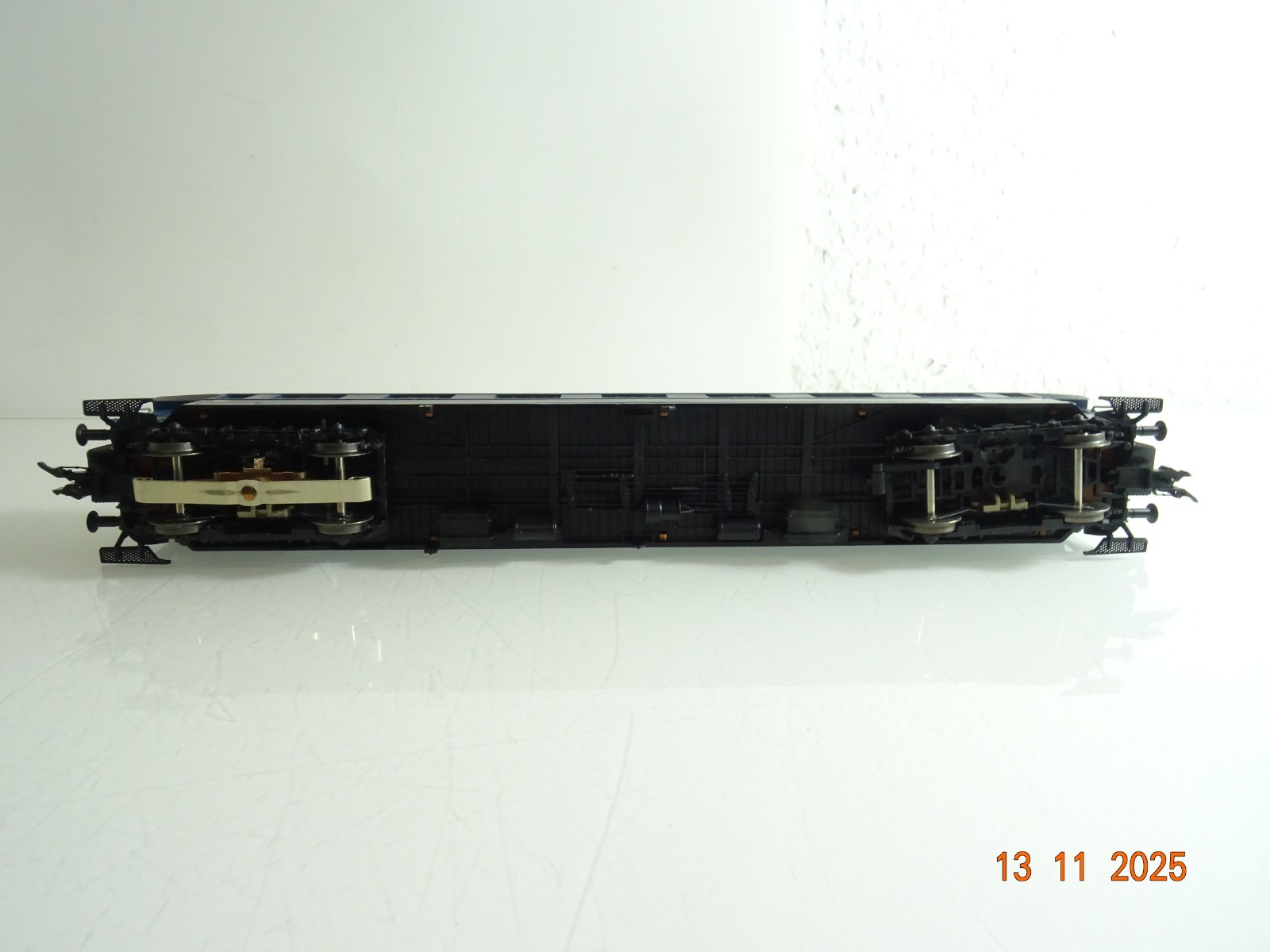 Fleischmann H0 5840K Schnellzugwagen 2.Klass der DB ohne Licht RR4582 o. – Bild 4