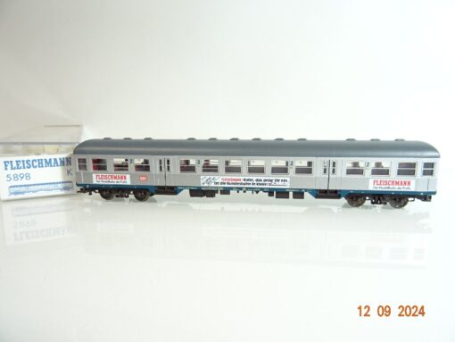 Fleischmann H0 5898 K Personenwagen 2. Kl. der DB neuwertig in OVP PR2674