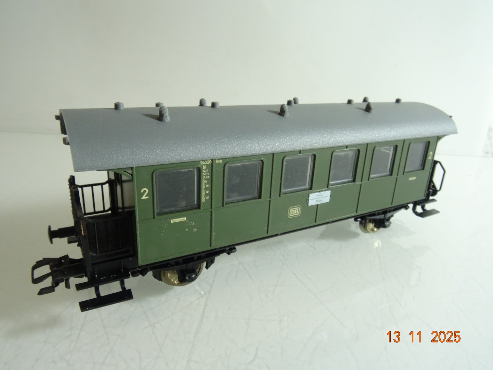 Fleischmann H0 Personenwagen 2. Klasse Passau der DB RR4538 o. – Bild 3