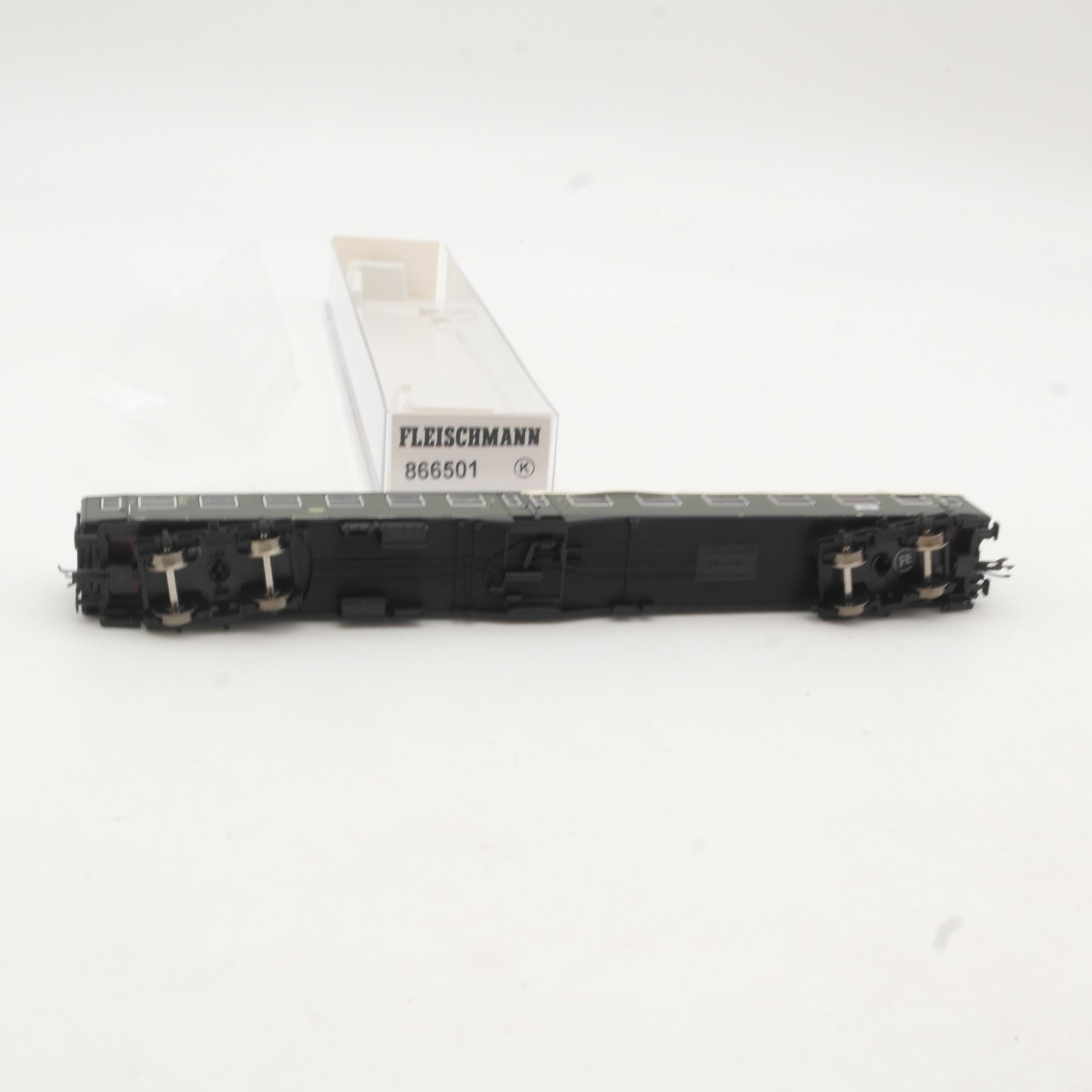 Fleischmann N 8665 01 Mitteleinstiegswagen 1./2. Klasse der DB in OVP RR5351 – Bild 4