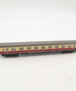 Fleischmann N Personenwagen 1. Klasse 61 8019-80 14-8 der DB RR4768 o.