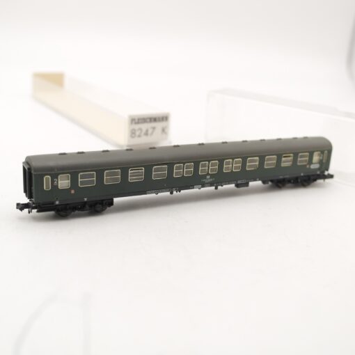 Fleischmann N Personenwagen 51 80 50-40 507-6 2. Klasse der DB in EVP RR2482